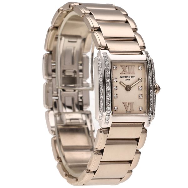 Patek Philippe Twenty-4 4908/200G